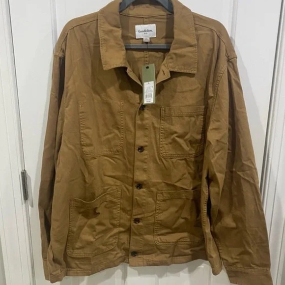 Men's Long Sleeve
Flat Collared Button-
Down Shirt -
Goodfellow & Co
Brown new - Picture 2 of 8